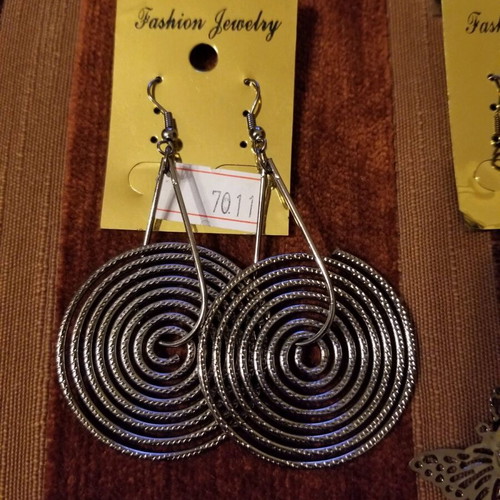 Xp earrings new, pack of 11 pairs