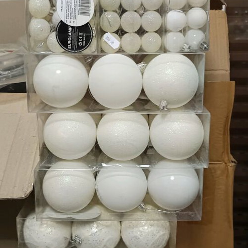 White Christmas tree ornaments new, set of 212 pieces