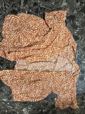 Short-sleeve shirt like new, orange, size M