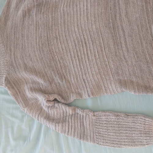 Turtleneck sweater like new, size large by Simple