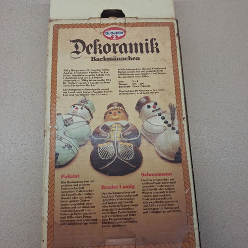 Ceramic snowman baking dish like new