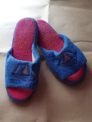 Terry slippers used, size 30/31
