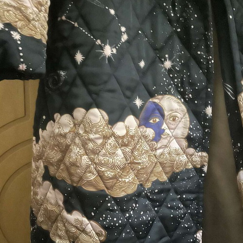 Nidodileda coat like new with belt
