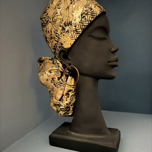 Decorative Woman Bust in Black and Gold like new