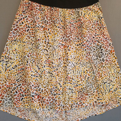 Maki Philosophy skirt new, size small, multicolored