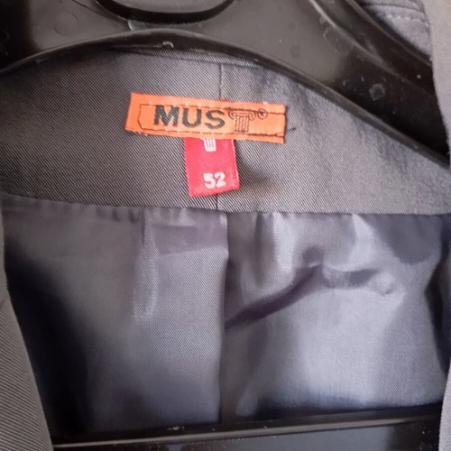 Women's suit set like new, 3 pieces grey jacket, pants, skirt