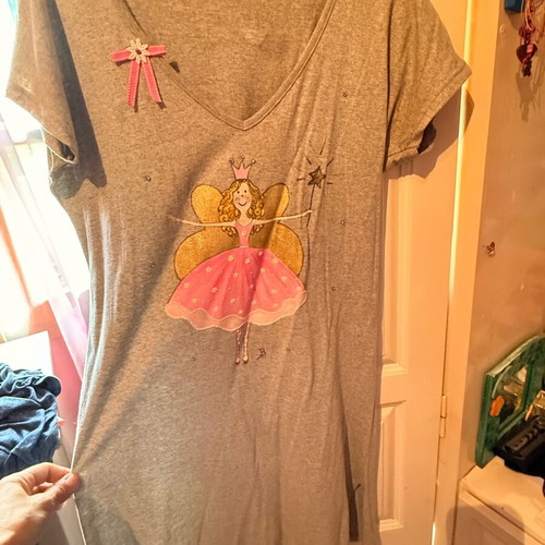 Hand-painted dress like new, in excellent condition