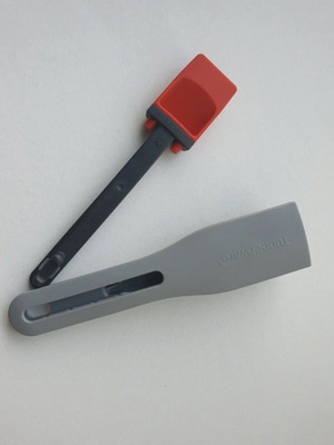 Tupperware small silicone spatula with case new