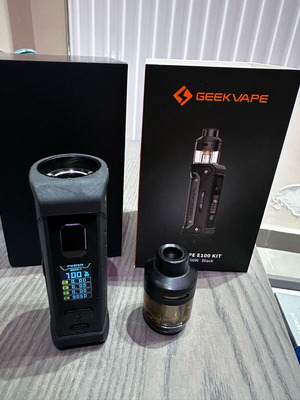 Electronic cigarette like new, used only four days