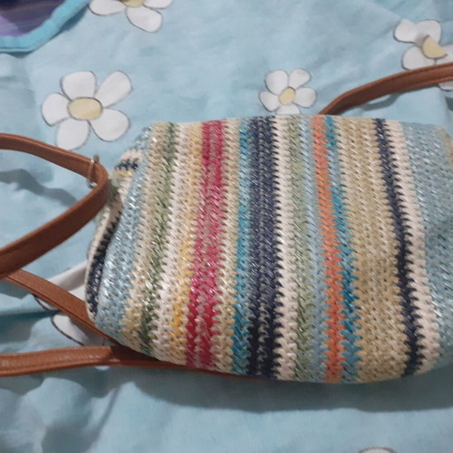 Knitted multicolor shoulder bag like new
