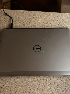 Dell laptop with Intel Core i7, 16GB RAM, 1TB SSD, 14-inch