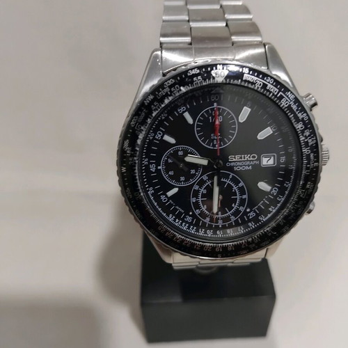 Seiko Flightmaster pilot quartz chronograph 100m wristwatch used