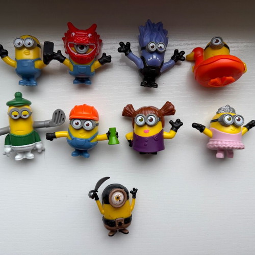 McDonald’s Happy Meal Minions 2019 figures used, pack of 8