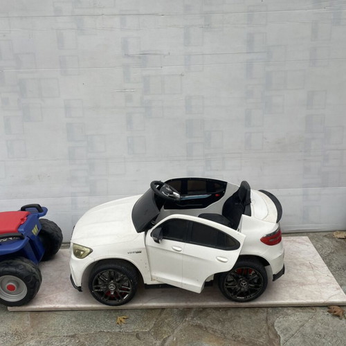 Children's cars like new, set of 3