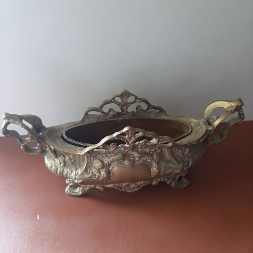 Antique bronze Art Nouveau gondola with resin tray, like new
