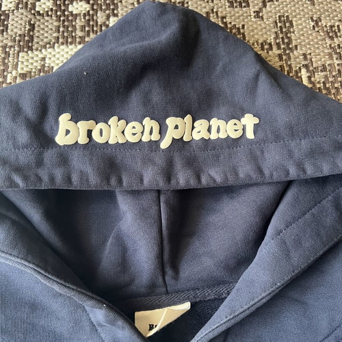 Broken Planet Into the Abyss hoodie XS