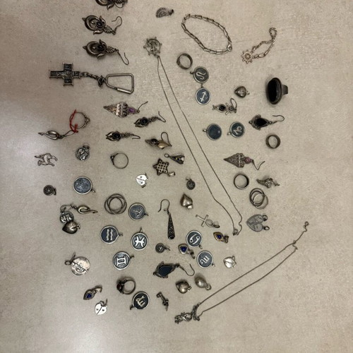 Silver jewelry used with 925 stamp weighing 267 g