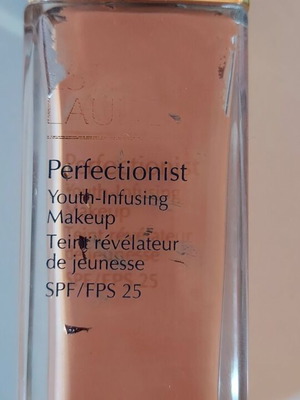 Make up Perfectionist της Estee Lauder μεταχειρισμένο
