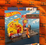 Hot Wheels Play Set new