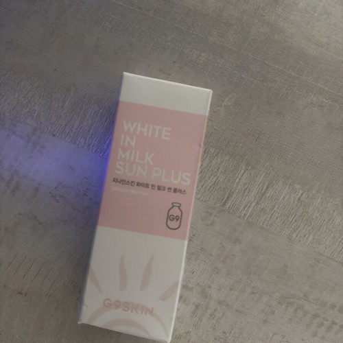 G9 White Milk SPF 50 Sunscreen new, suitable for all skin types