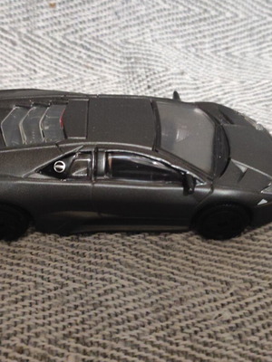 Lamborghini Reventio metal miniature used, scale 1:43 by Burago
