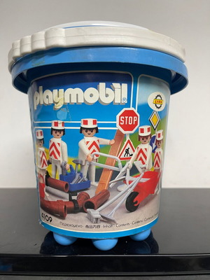 Playmobil Lyra 4109 Large Construction Crew Mega Bucket нов, запечатан