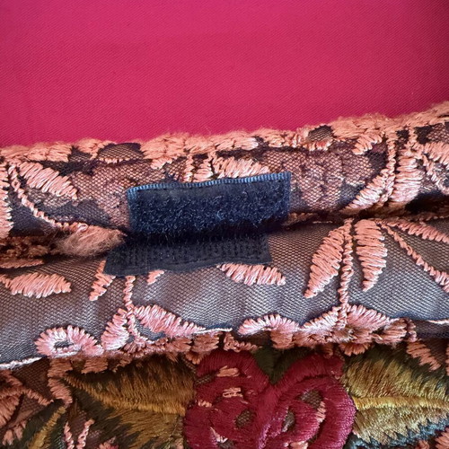 Handbag embroidered, unused, multicolor