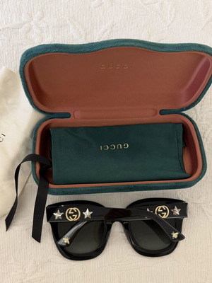 Gucci GG0208S001 sunglasses new, black and grey