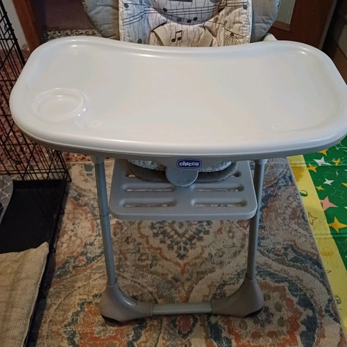 Chicco high chair used, adjustable and reclining