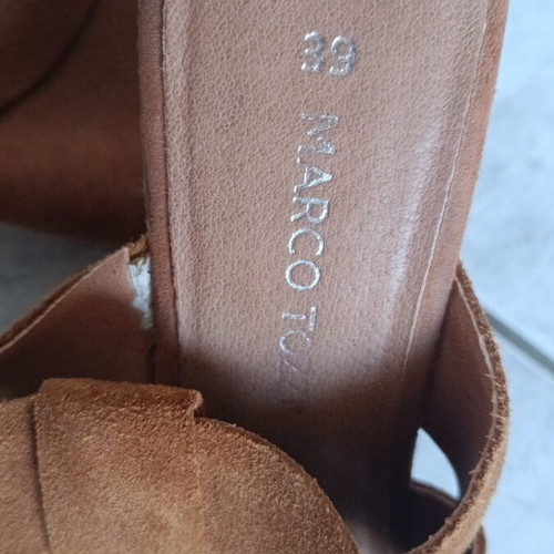 Marco Tozzi brown platform sandals size 39 like new