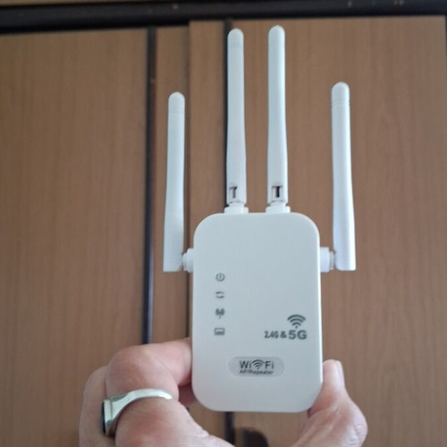 WiFi Repeater Atron 1200Mbps Wireless Internet Extender with 4 Antennas White