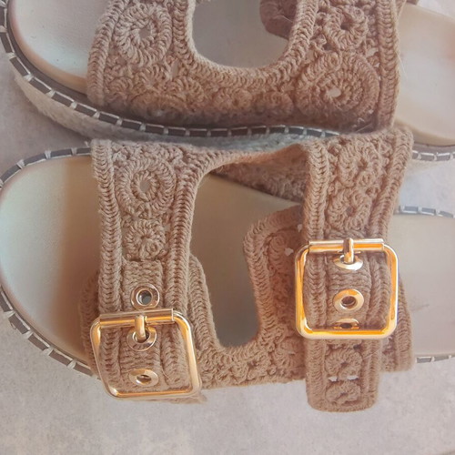 Bottega Veneta knitted platform sandals, size 36, brown