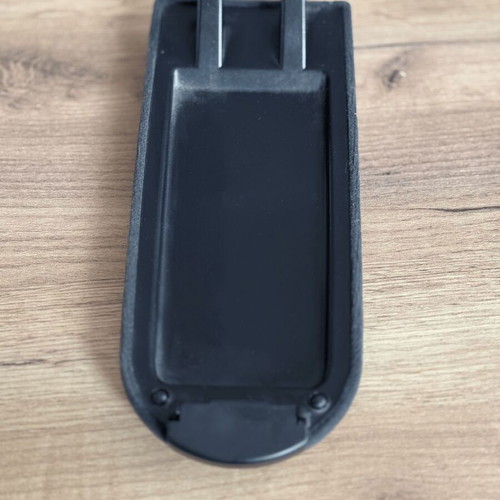 Golf 4 armrest cover used, black