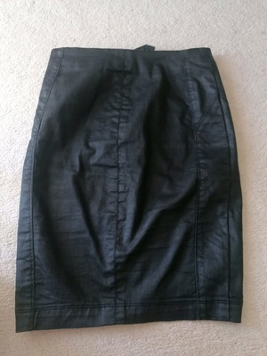 Pencil skirt elastic leather-like Stradivarius black like new