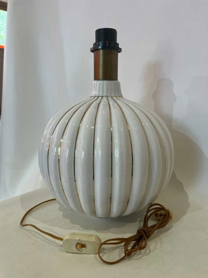 Vintage porcelain Mid Century table lamp 34x23 cm