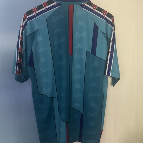 1995-1997 FC Barcelona away shirt, size L