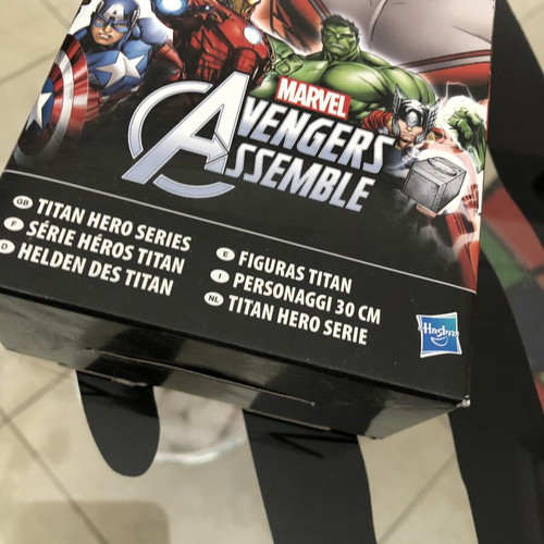 Falcon 12” φιγούρα Titan Hero Series Avengers Initiative Marvel Comics μεταχειρισμένη