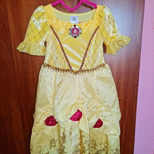 Disney Princess Bell costume like new, for 3 years old
