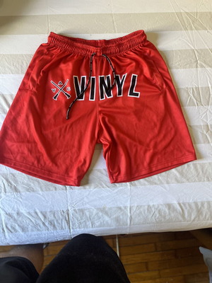 Ανδρικό αθλητικό σορτσάκι Vinyl Art Clothing σαν καινούργιο, κόκκινο, μέγεθος L