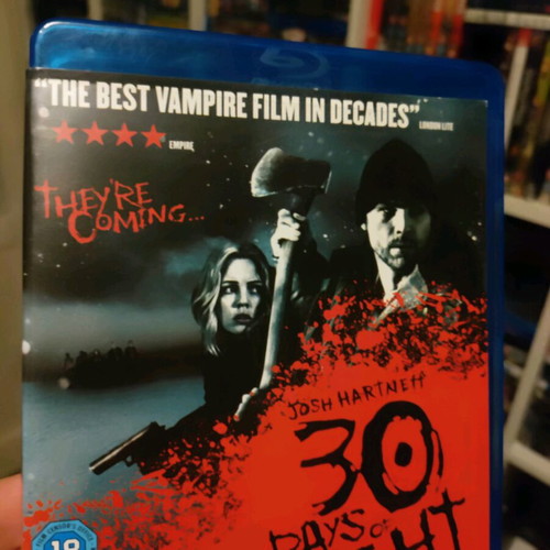30 Days of Night Blu-Ray like new with English subtitles, thriller, horror
