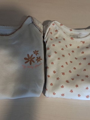Dpam baby bodysuits set of 2 like new 12-18 months