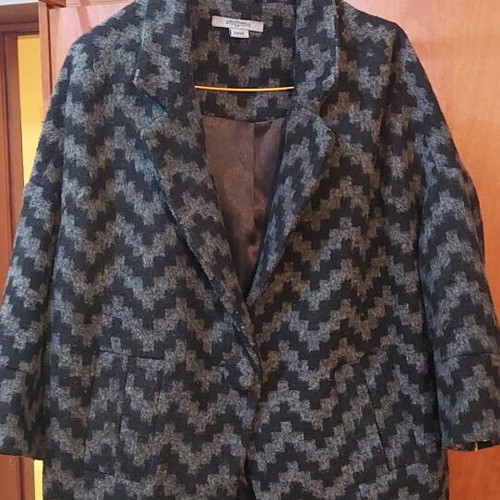 Attrattivo outerwear like new