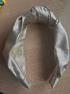 Golden headband like new