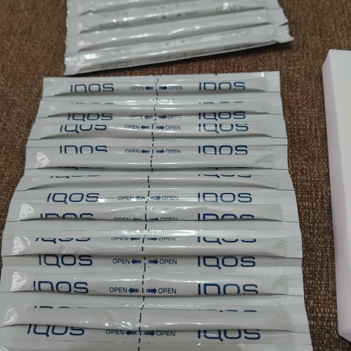 IQOS Cleaning Sticks and Tools like new, pack of 4 boxes