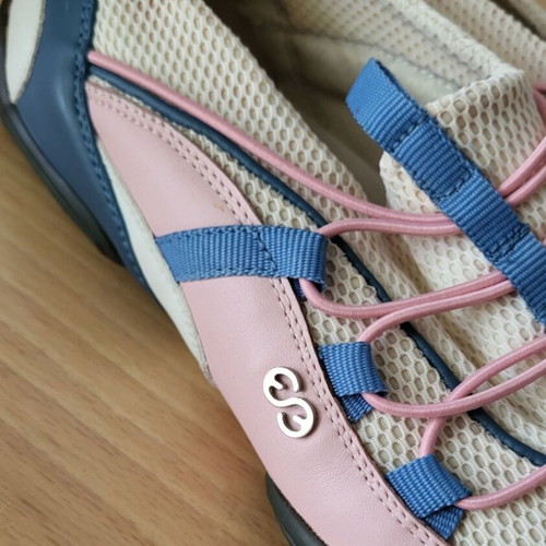 Escada Sport leather athletic shoes like new, size 39, white and pink