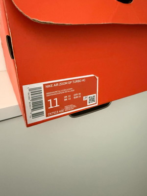 Nike Air Zoom ανδρικό sneaker σαν καινούργιο, μέγεθος 45, μαύρο και άσπρο