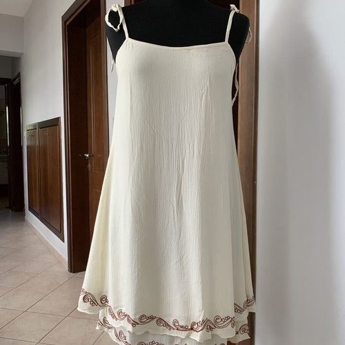 Dress with embroidery new, viscose, ivory color, size M