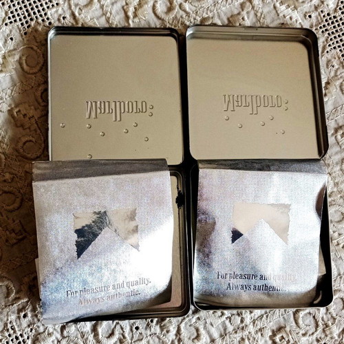 Marlboro Red & Gold metal collectible cigarette cases set of 2