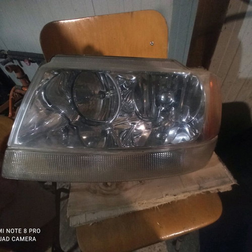 Left headlight Grand Cherokee used