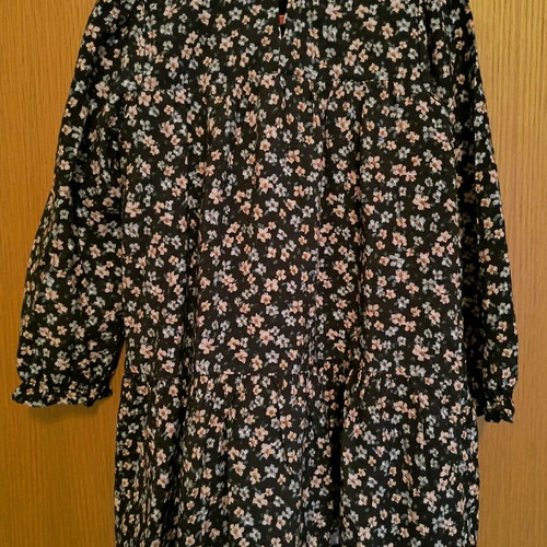 Zara floral dress for 3-4 years like new